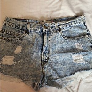 Distressed Levi shorts